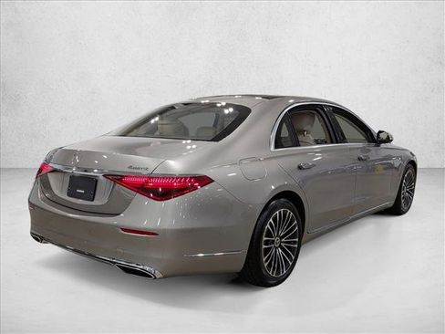 Used 2023 Mercedes-Benz S 580 4MATIC Sedan image 5