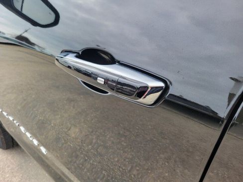 Used 2025 Chevrolet Traverse High Country w/ LPO, Floor Liner Package image 11