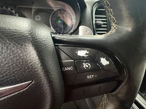 Used 2015 Chrysler 300 S RWD image 17