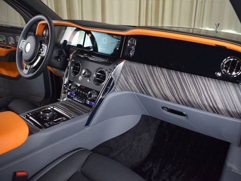 New 2026 Rolls-Royce Cullinan image 26