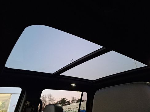 Certified 2021 Chevrolet Suburban Z71 image 21