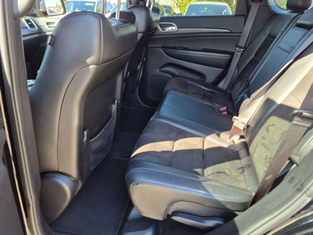 Used 2020 Jeep Grand Cherokee Altitude AWD/4WD image 13