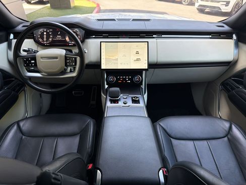 Certified 2022 Land Rover Range Rover Long Wheelbase SE AWD/4WD image 16