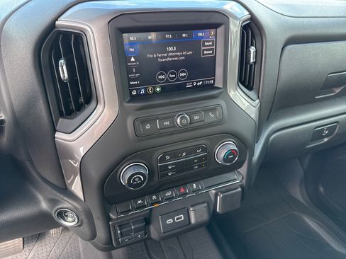 Used 2023 Chevrolet Silverado 1500 Custom image 16