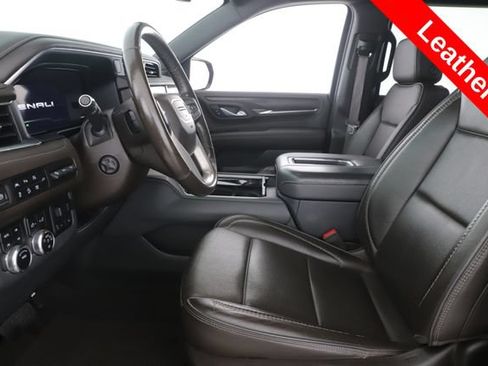 Used 2022 GMC Yukon XL Denali w/ Max Trailering Package AWD/4WD image 17