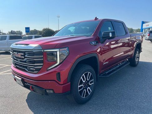 Used 2024 GMC Sierra 1500 AT4 w/ Technology Package image 2