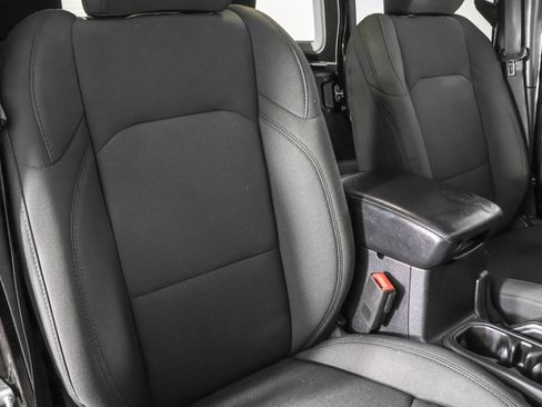 Used 2021 Jeep Wrangler Unlimited Sport image 47