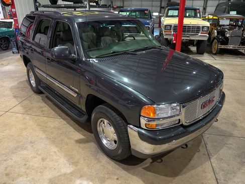 Used 2003 GMC Yukon SLT w/ 1SD Preferred Equipment Group AWD/4WD image 14