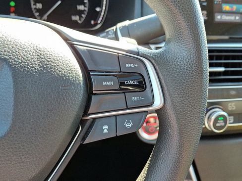 Used 2020 Honda Accord EX image 21