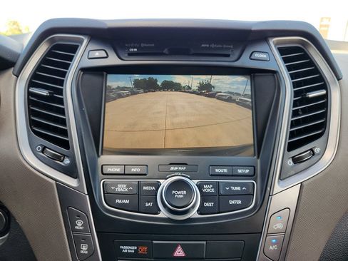 Used 2016 Hyundai Santa Fe Sport 2.0T w/ Option Group 05 AWD/4WD image 18
