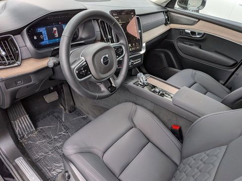 Used 2026 Volvo XC90 B5 Plus w/ Protection Package image 10