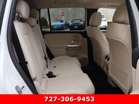 Certified 2023 Mercedes-Benz EQB 300 4MATIC w/ Pinnacle Package image 23