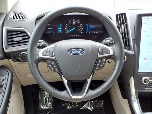 Used 2024 Ford Edge Titanium w/ Titanium Elite Package AWD/4WD image 30