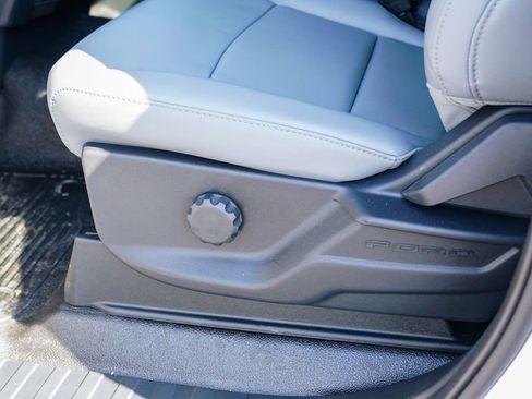 New 2025 Ford F250 XL w/ 360-Degree Camera Package RWD image 13