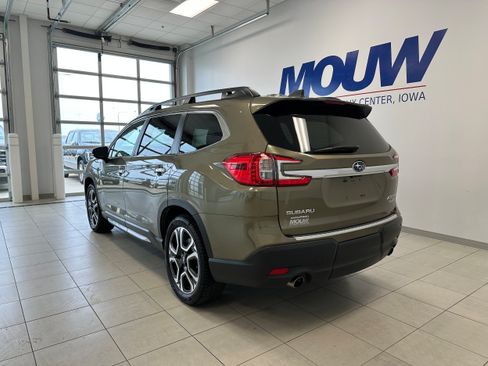 Used 2024 Subaru Ascent Touring AWD/4WD image 6