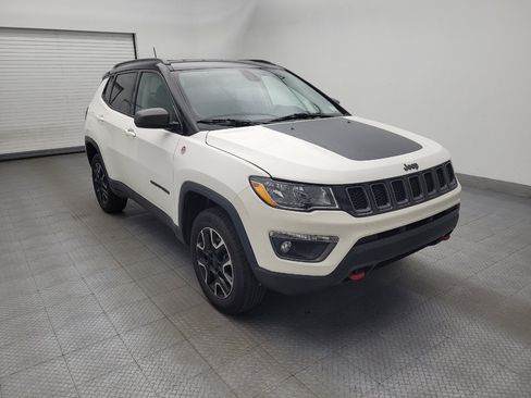 Used 2019 Jeep Compass Trailhawk AWD/4WD image 13