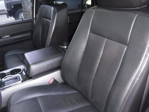 Used 2012 Ford Expedition EL Limited image 29