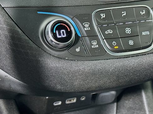 Used 2024 Chevrolet Malibu LT FWD image 29