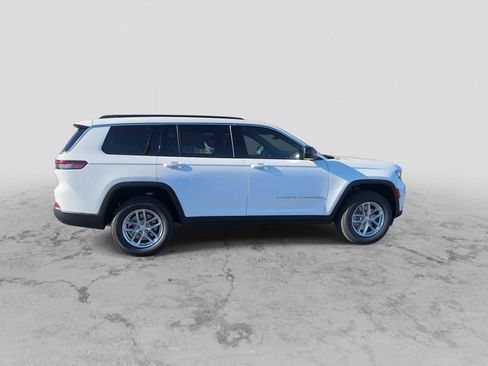 New 2025 Jeep Grand Cherokee L Laredo w/ Luxury Tech Group I image 9