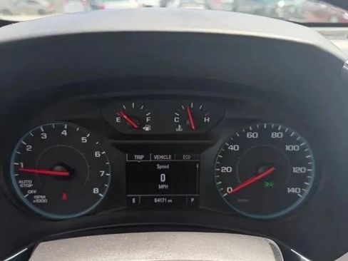 Used 2018 Chevrolet Equinox LT FWD image 14