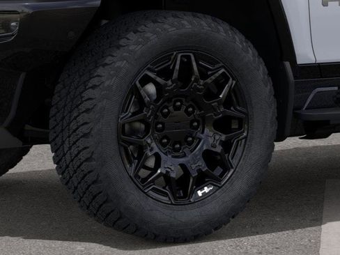 New 2026 GMC Hummer EV 4x4 Crew Cab image 9