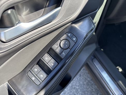 New 2026 Nissan Rogue SV AWD/4WD image 18