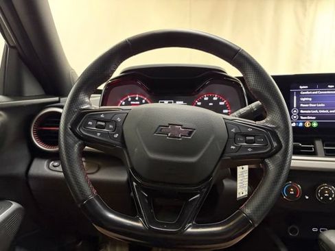 Used 2024 Chevrolet Trax RS w/ Driver Confidence Package FWD image 57