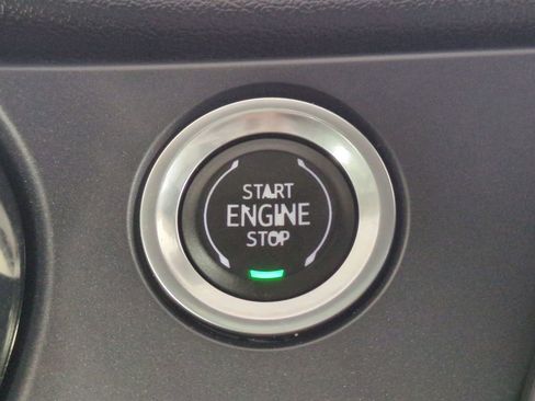 Used 2021 Chevrolet Blazer RS w/ Enhanced Convenience Package image 38