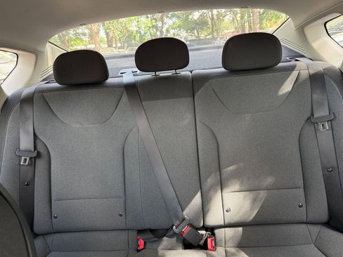 Used 2025 Kia K4 LXS FWD image 36