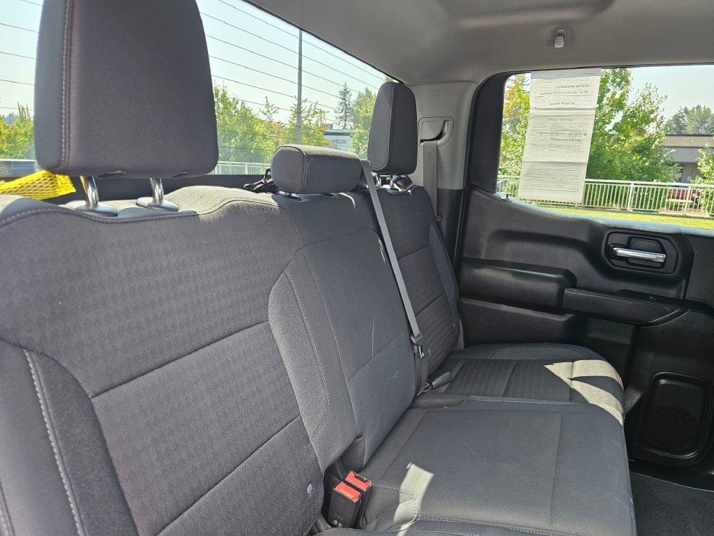 Used 2023 Chevrolet Silverado 1500 Custom AWD/4WD image 13