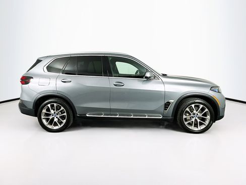 Used 2025 BMW X5 xDrive50e image 10