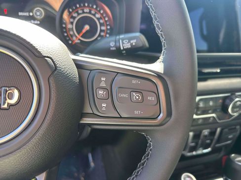 New 2026 Jeep Gladiator Sport AWD/4WD image 20