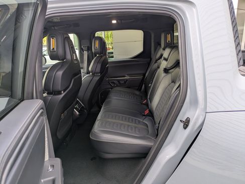 Used 2024 Rivian R1T Adventure AWD/4WD image 24