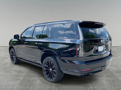 New 2026 Cadillac Escalade Platinum Sport AWD/4WD image 3