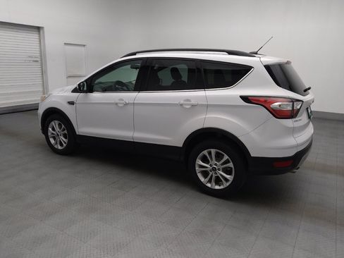 Used 2018 Ford Escape SE FWD image 3