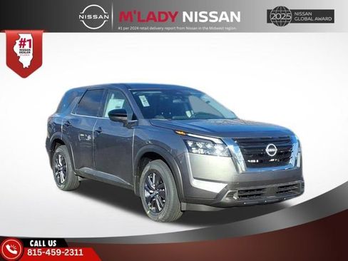 New 2025 Nissan Pathfinder S image 1