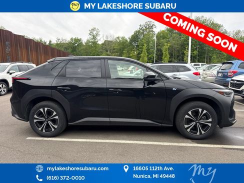 Used 2023 Subaru Solterra AWD image 9