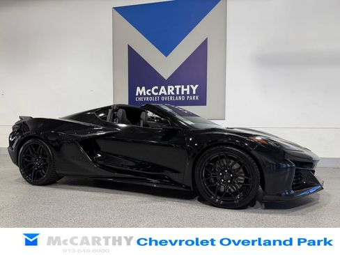 Used 2024 Chevrolet Corvette Z06 RWD image 3