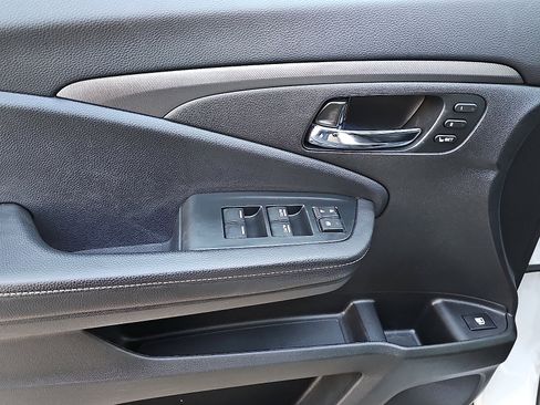 Used 2023 Honda Ridgeline RTL image 12