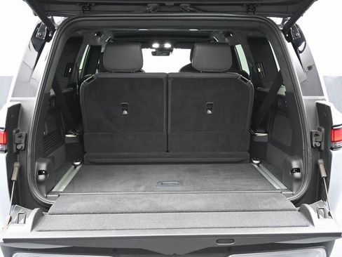 Used 2022 Rivian R1S Launch Edition image 12