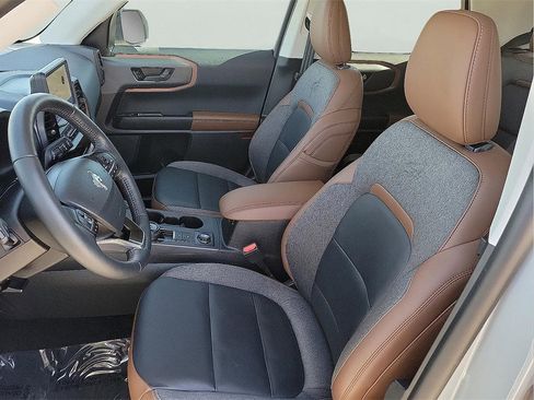 Used 2023 Ford Bronco Sport Outer Banks image 14