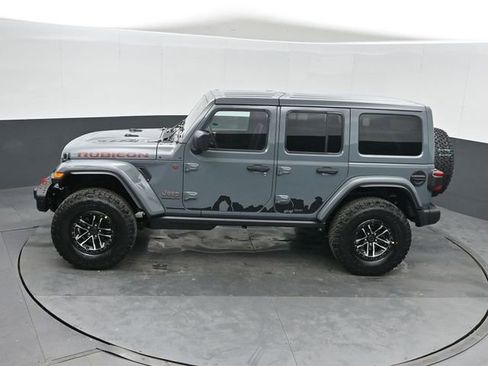 Used 2026 Jeep Wrangler Unlimited Rubicon AWD/4WD image 36