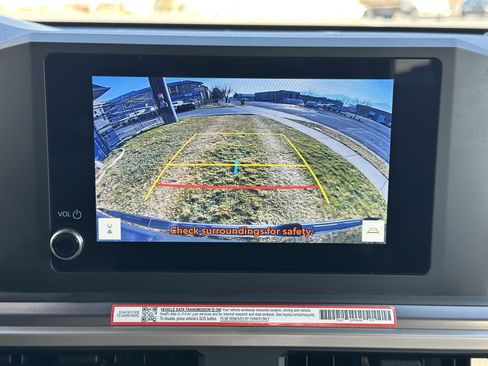 Used 2025 Toyota Tacoma SR5 image 33