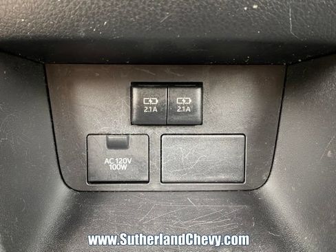 Used 2019 Toyota Highlander SE FWD image 50