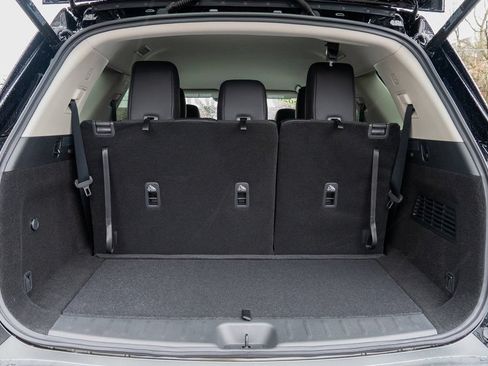 New 2026 Nissan Pathfinder SL AWD/4WD image 8