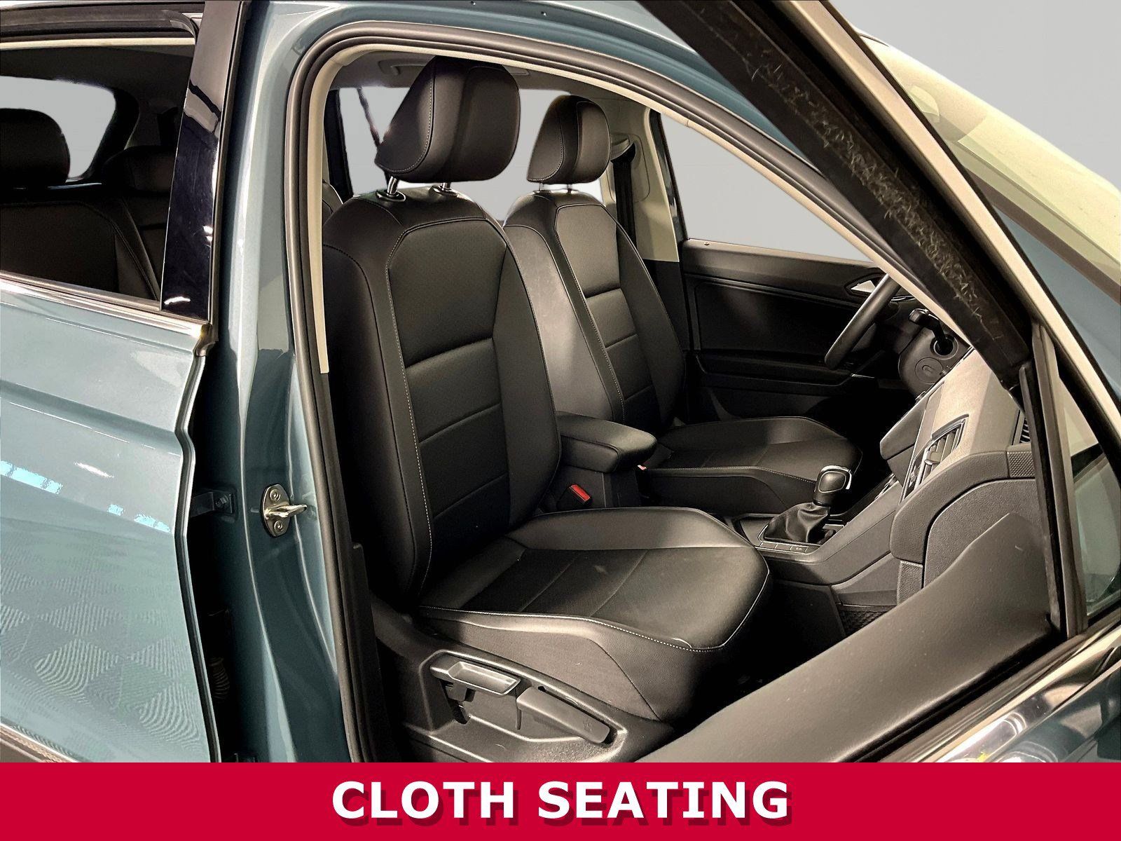 Used 2020 Volkswagen Tiguan SE w/ Panoramic Sunroof Package FWD image 29