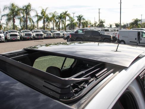 Used 2022 Volkswagen GTI Autobahn image 5