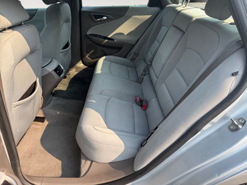 Used 2019 Chevrolet Malibu LT w/ Driver Confidence Package II FWD image 11