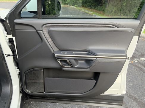 Used 2022 Rivian R1S Launch Edition AWD/4WD image 42