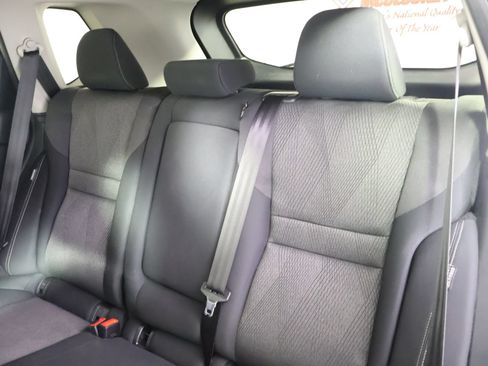 Used 2024 Nissan Rogue SV AWD/4WD image 44